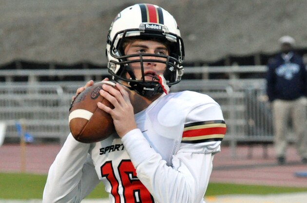 Prized Georgia passer Davis Mill announced plans to play at Stanford .
