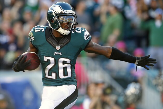 PHILADELPHIA, PA - OCTOBER 11: Walter Thurmond #26 of the Philadelphia Eagles celebrates his interception return against the New Orleans Saints in the fourth quarter during a football game at Lincoln Financial Field on October 11, 2015 in Philadelphia, Pennsylvania. The Eagles defeated the Saints 39-17. (Photo by Rich Schultz /Getty Images)