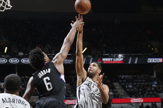 SAN ANTONIO, TX - DECEMBER 18: Tim Duncan SAN ANTONIO, TX - DECEMBER 18: Tim Duncan