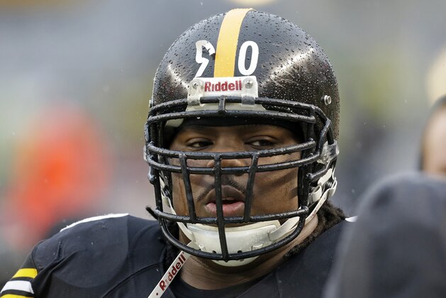 Pittsburgh Steelers nose tackle Steve McLendon (90) walks on the sidelines during the second half of an NFL football game against the Cleveland Browns in Pittsburgh, Sunday, Dec. 29, 2013. The Steelers won 20-7. (AP Photo/Gene J. Puskar)