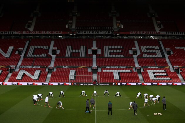MANCHESTER, ENGLAND - MARCH 16:  A general view as the Liverpool players warm up during a training session ahead of the UEFA Europa League round of 16 second leg match between Manchester United and Liverpool at Old Trafford on March 16, 2016 in Manchester, England.  (Photo by Steve Bardens/Getty Images)