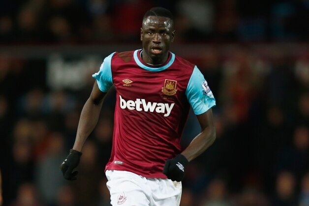 LONDON, ENGLAND - NOVEMBER 29:  Cheikhou Kouyate of West Ham United in action during the Barclays Premier League match between West Ham United and West Bromwich Albion at the Boleyn Ground on November 29, 2015 in London, England.  (Photo by Christopher Lee/Getty Images)