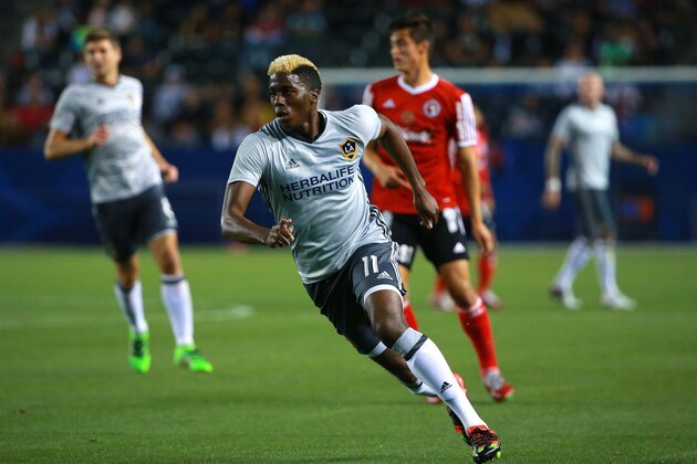 CARSON, CA - FEBRUARY 09: Gyasi Zardes #11 of the Los Angeles Galaxy pursues the play in the first half during their club friendly match against Club Tijuana at StubHub Center on February 9, 2016 in Carson, California. Club Tijuana and the Galaxy played to a 0-0 draw. (Photo by Victor Decolongon/Getty Images)