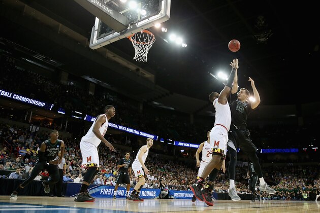 SPOKANE, WA - MARCH 20:  Stefan Jankovic #33 of the Hawaii Warriors shoots against Robert Carter #4 of the Maryland Terrapins in the first half during the second round of the 2016 NCAA Men's Basketball Tournament at Spokane Veterans Memorial Arena on March 20, 2016 in Spokane, Washington.  (Photo by Ezra Shaw/Getty Images)