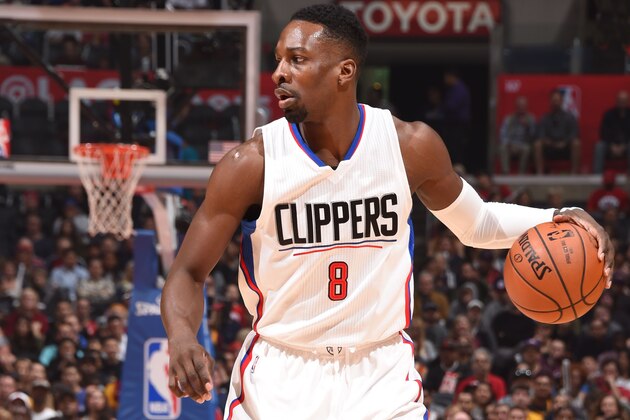 LOS ANGELES, CA  - MARCH 13: Jeff Green #8 of the Los Angeles Clippers defends the ball against the Cleveland Cavaliers during the game on March 13, 2016 at STAPLES Center in Los Angeles, California. NOTE TO USER: User expressly acknowledges and agrees that, by downloading and or using this Photograph, user is consenting to the terms and conditions of the Getty Images License Agreement. Mandatory Copyright Notice: Copyright 2016 NBAE (Photo by Andrew Bernstein/NBAE via Getty Images)a