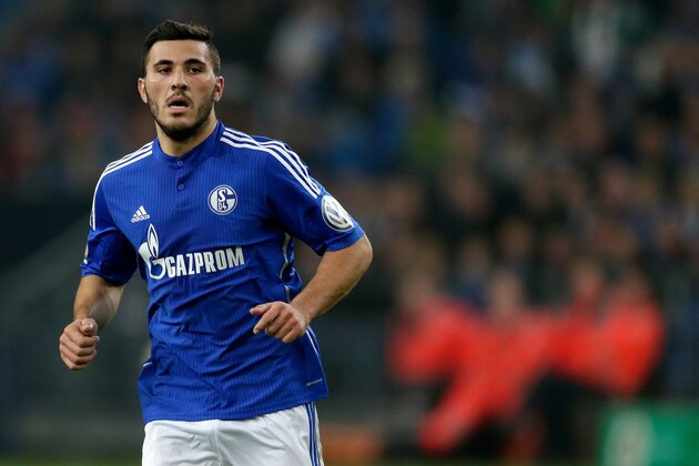 Sead Kolasinac of Schalke 04 during the DFB Pokal match between Schalke 04 and Borussia Monchengladbach on October 28, 2015 at the Veltins Arena in Gelsenkirchen, Germany.(Photo by VI Images via Getty Images)