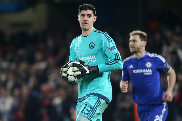 LONDON, ENGLAND - MARCH 9: Goalkeeper of Chelsea Thibaut Courtois in action during the UEFA Champions League round of 16 second leg match between Chelsea FC and Paris Saint-Germain at Stamford Bridge stadium on March 9, 2016 in London, England. (Photo by Jean Catuffe/Getty Images)