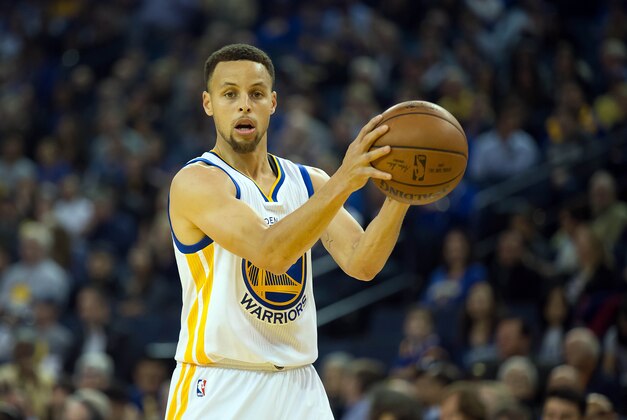 Mar 7, 2016; Oakland, CA, USA; Golden State Warriors guard Stephen Curry (30) receives an inbound pass Orlando Magic during the first quarter at Oracle Arena. Mandatory Credit: Kelley L Cox-USA TODAY Sports