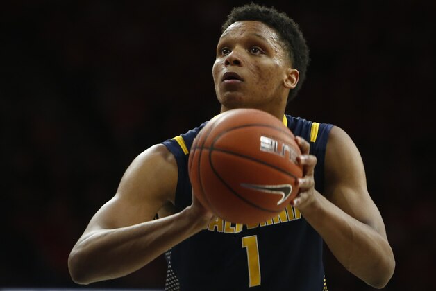 California forward Ivan Rabb (1) during the second half of an NCAA college basketball game against Arizona, Thursday, March 3, 2016, in Tucson, Ariz. Arizona defeated California 64-61. (AP Photo/Rick Scuteri)