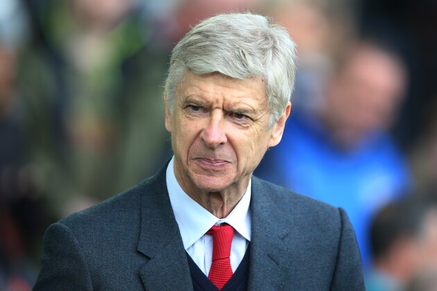 LIVERPOOL, ENGLAND - MARCH 19:  Arsenal manager Arsene Wenger looks on during the Barclays Premier League match between Everton and Arsenal at Goodison Park on March 19, 2016 in Liverpool, England. (Photo by Ian MacNicol/Getty images)