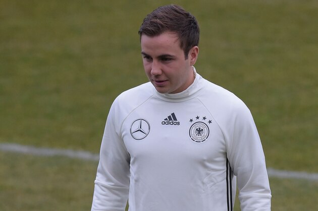 Germany's forward Mario Goetze attends a training session in Berlin on March 22, 2016.

The German national team will play England in a friendly football match on March 26 at Berlin's Olympic Stadium. / AFP / TOBIAS SCHWARZ        (Photo credit should read TOBIAS SCHWARZ/AFP/Getty Images)
