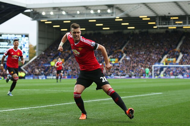 LIVERPOOL, ENGLAND - OCTOBER 17:  Morgan Schneiderlin of Manchester United celebrates scoring his team's first goal during the Barclays Premier League match between Everton and Manchester United at Goodison Park on October 17, 2015 in Liverpool, England.  (Photo by Chris Brunskill/Getty Images)