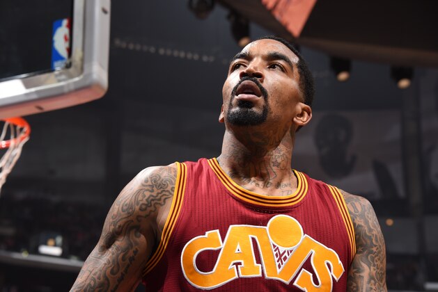 LOS ANGELES, CA  - MARCH 13: J.R. Smith #5 of the Cleveland Cavaliers during the game against the Los Angeles Clippers on March 13, 2016 at STAPLES Center in Los Angeles, California. NOTE TO USER: User expressly acknowledges and agrees that, by downloading and or using this Photograph, user is consenting to the terms and conditions of the Getty Images License Agreement. Mandatory Copyright Notice: Copyright 2016 NBAE (Photo by Andrew Bernstein/NBAE via Getty Images)a