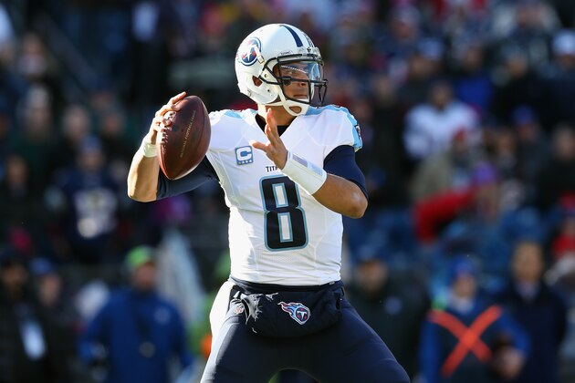 FOXBORO, MA - DECEMBER 20:  Marcus Mariota #8 of the Tennessee Titans looks to pass during the first half against the New England Patriots at Gillette Stadium on December 20, 2015 in Foxboro, Massachusetts.  (Photo by Jim Rogash/Getty Images)