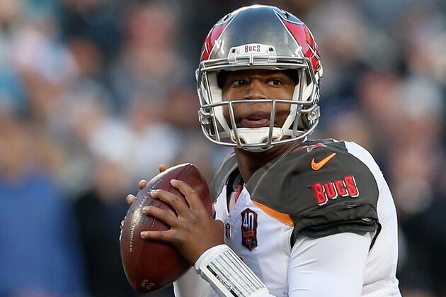 CHARLOTTE, NC - JANUARY 03:   Jameis Winston #3 of the Tampa Bay Buccaneers throws a pass against the Carolina Panthers in the 1st quarter during their game at Bank of America Stadium on January 3, 2016 in Charlotte, North Carolina.  (Photo by Streeter Lecka/Getty Images)