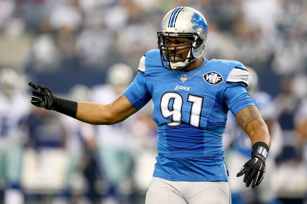 ARLINGTON, TX - JANUARY 04:  Defensive end Jason Jones #91 of the Detroit Lions reacts in the first quarter against the Dallas Cowboys during the NFC Wildcard Playoff Game at AT&T Stadium on January 4, 2015 in Arlington, Texas.  (Photo by Ronald Martinez/Getty Images)