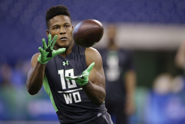 South Carolina receiver Pharoh Cooper runs a drill at the NFL football scouting combine on Saturday, Feb. 27, 2016, in Indianapolis. (AP Photo/Darron Cummings)