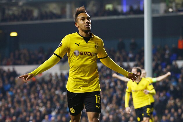 LONDON, ENGLAND - MARCH 17:  Pierre-Emerick Aubameyang of Borussia Dortmund celebrates as he scores their second goal during the UEFA Europa League round of 16, second leg match between Tottenham Hotspur and Borussia Dortmund at White Hart Lane on March 17, 2016 in London, England.  (Photo by Paul Gilham/Getty Images)