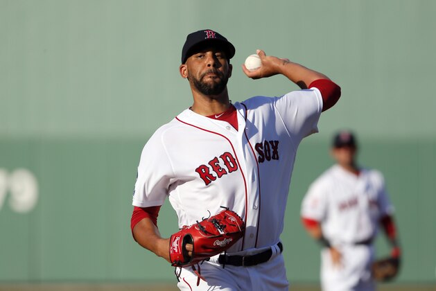Boston Red Sox starting pitcher David Price (24) throws warm up pitches before the first inning of a spring training baseball game against the New York Yankees on Tuesday, March 15, 2016, in Fort Myers, Fla. (AP Photo/Tony Gutierrez)