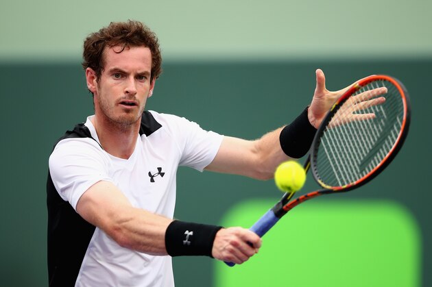 KEY BISCAYNE, FL - MARCH 28:  Andy Murray of Great Britain plays a backhand against Grigor Dimitrov of Bulgaria in their third round match during the Miami Open Presented by Itau at Crandon Park Tennis Center on March 28, 2016 in Key Biscayne, Florida.  (Photo by Clive Brunskill/Getty Images)