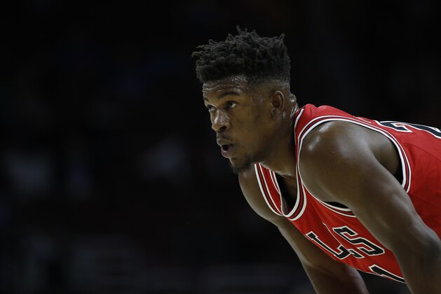 Chicago Bulls' Jimmy Butler in action during an NBA basketball game against the Philadelphia 76ers, Monday, Nov. 9, 2015, in Philadelphia. (AP Photo/Matt Slocum)