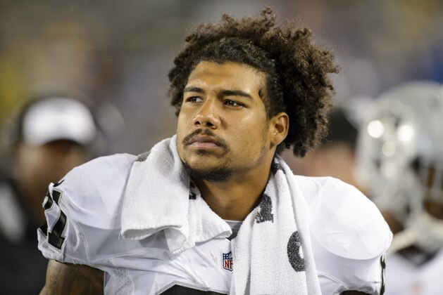 MINNEAPOLIS, MN - AUGUST 22: Mychal Rivera #81 of the Oakland Raiders looks on during the preseason game against the Minnesota Vikings on August 22, 2014 at TCF Bank Stadium in Minneapolis, Minnesota. The Vikings defeated the Raiders 20-12. (Photo by Hannah Foslien/Getty Images)