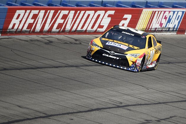 Mar 19, 2016; Fontana, CA, USA; Sprint Cup Series driver Matt Kenseth (20) during practice for the Auto Club 400 at Auto Club Speedway. Mandatory Credit: Kelvin Kuo-USA TODAY Sports Mar 19, 2016; Fontana, CA, USA; Sprint Cup Series driver Matt Kenseth (20) during practice for the Auto Club 400 at Auto Club Speedway. Mandatory Credit: Kelvin Kuo-USA TODAY Sports
