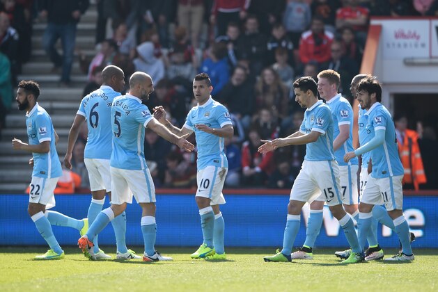 BOURNEMOUTH, ENGLAND - APRIL 02: Sergio Aguero (C) of Manchester City celebrates scoring his team's third goal with his team mates during the Barclays Premier League match between A.F.C. Bournemouth and Manchester City at Vitality Stadium on April 2, 2016 in Bournemouth, England. (Photo by Mike Hewitt/Getty Images) BOURNEMOUTH, ENGLAND - APRIL 02: Sergio Aguero (C) of Manchester City celebrates scoring his team's third goal with his team mates during the Barclays Premier League match between A.F.C. Bournemouth and Manchester City at Vitality Stadium on April 2, 2016 in Bournemouth, England. (Photo by Mike Hewitt/Getty Images)