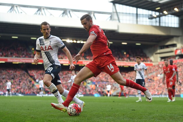 LIVERPOOL, ENGLAND - APRIL 02: Jordan Henderson of Liverpool and Harry Kane of Tottenham Hotspur compete for the ball during the Barclays Premier League match between Liverpool and Tottenham Hotspur at Anfield on April 2, 2016 in Liverpool, England.  (Photo by Michael Regan/Getty Images)