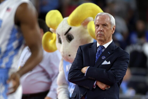 HOUSTON, TX - APRIL 02: Head coach Roy Williams of the North Carolina Tar Heels looks on near the end of their game against the Syracuse Orange during the 2016 NCAA Men's Final Four Semifinal at NRG Stadium on April 02, 2016 in Houston, Texas. (Photo by Lance King/Getty Images)