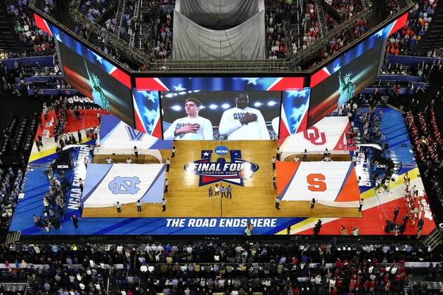 HOUSTON, TEXAS - APRIL 02:  A general view as Villanova Wildcats womenÂs basketball player Karlie Crispin, Oklahoma Sooners womenÂs volleyball player Madison Ward, North Carolina Tar Heels menÂs soccer player Nico Melo, and Syracuse Orange menÂs track and field athlete Chevis Armstead II perform the national anthem prior to the NCAA Men's Final Four Semifinal between the Villanova Wildcats and the Oklahoma Sooners at NRG Stadium on April 2, 2016 in Houston, Texas.  (Photo by Ronald Martinez/Getty Images)