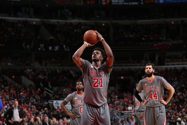 CHICAGO, IL - APRIL 2:  Jimmy Butler #21 of the Chicago Bulls prepares to shoot a free throw against the Detroit Pistons on April 2, 2016 at the United Center in Chicago, Illinois. NOTE TO USER: User expressly acknowledges and agrees that, by downloading and or using this Photograph, user is consenting to the terms and conditions of the Getty Images License Agreement. Mandatory Copyright Notice: Copyright 2016 NBAE (Photo by Gary Dineen/NBAE via Getty Images)