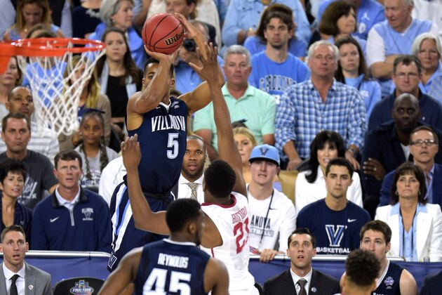 HOUSTON, TX - APRIL 02: Phil Booth #5 of the Villanova Wildcats puts up a shot against the Oklahoma Sooners during the 2016 NCAA Men's Final Four Semifinal at NRG Stadium on April 02, 2016 in Houston, Texas. Villanova won 95-51. (Photo by Lance King/Getty Images)