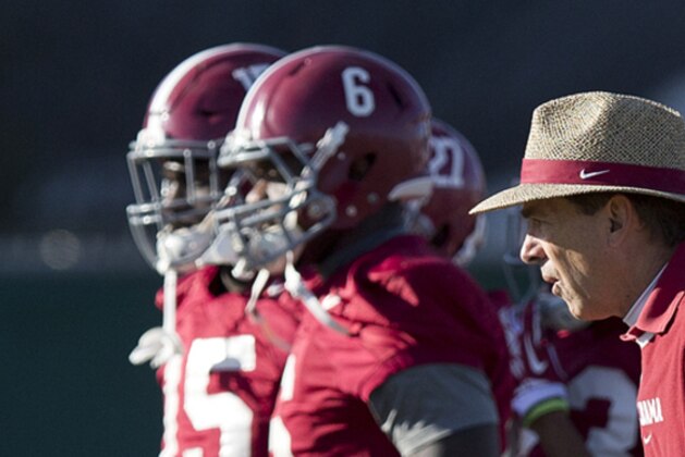 Alabama head coach Nick Saban watches his players during football practice, Wednesday, Jan. 6, 2016, in Tuscaloosa, Ala. (AP Photo/Brynn Anderson)