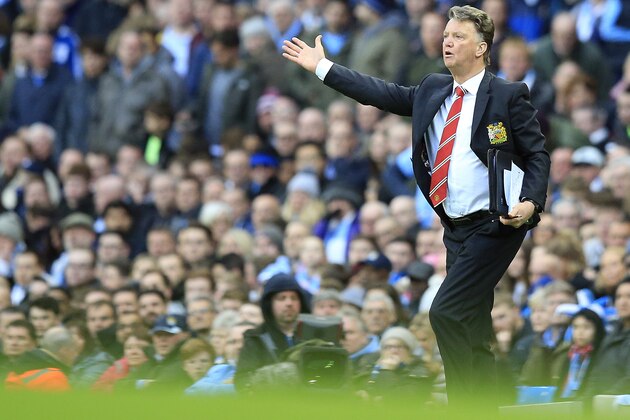 United’s manager Louis van Gaal during the English Premier League soccer match between Manchester City and Manchester United at the Etihad stadium in Manchester, Sunday, March 20, 2016.(AP Photo/Jon Super)