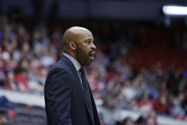 California head coach Cuonzo Martin instructs his team during the first half of an NCAA college basketball game against Washington State, Sunday, Feb. 21, 2016, in Pullman, Wash. (AP Photo/Young Kwak)