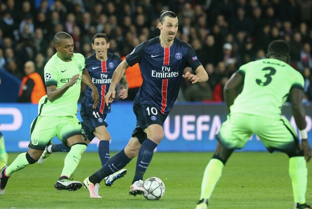 PARIS, FRANCE - APRIL 06:  Zlatan Ibrahimovic of Paris Saint-Germain in action during the UEFA Champions League Quarter Final (first leg) between Paris Saint-Germain and Manchester City FC at Parc Des Princes on April 6, 2016 in Paris, France.  (Photo by Xavier Laine/Getty Images)