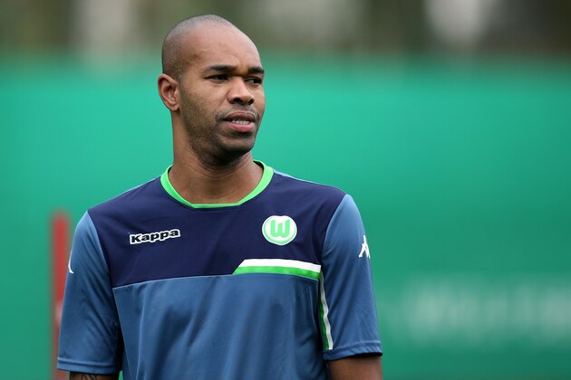 Wolfsburg's Brazlian defender Naldo attends a training session at Volkswagen Arena on the eve of the UEFA Champions League quarter-final, first-leg football match between VfL Wolfsburg and Real Madrid on April 5, 2016 in Wolfsburg, central Germany.  / AFP / Ronny Hartmann        (Photo credit should read RONNY HARTMANN/AFP/Getty Images)
