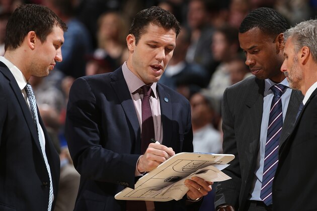 DENVER, CO - JANUARY 13:  Interim head coach Luke Walton and his staff lead the team against the Denver Nuggets at Pepsi Center on January 13, 2016 in Denver, Colorado. The Nuggets defeated the Warriors 112-110. NOTE TO USER: User expressly acknowledges and agrees that, by downloading and or using this photograph, User is consenting to the terms and conditions of the Getty Images License Agreement.  (Photo by Doug Pensinger/Getty Images)