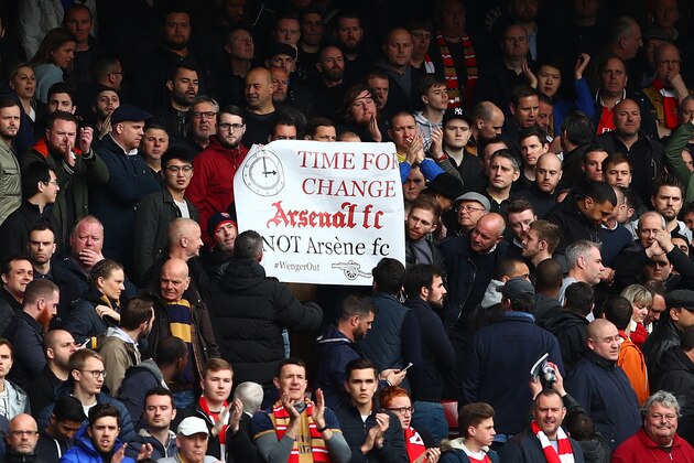 LONDON, UNITED KINGDOM - APRIL 09:  A banner against Arsene Wenger Manager of Arsenal is displayed after the Barclays Premier League match between West Ham United and Arsenal at the Boleyn Ground on April 9, 2016 in London, England.  (Photo by Clive Rose/Getty Images)