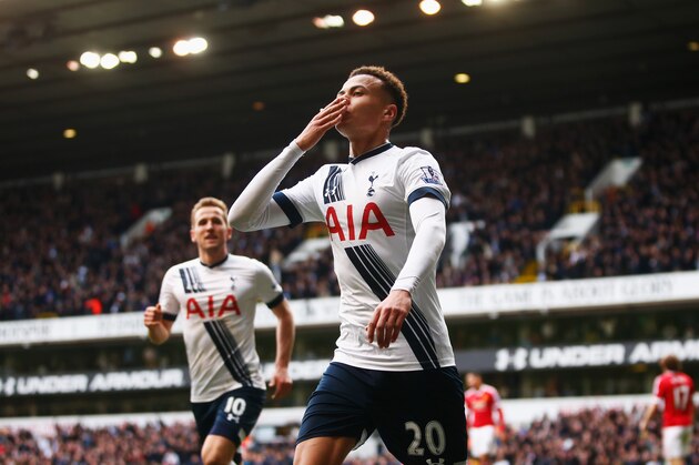 LONDON, UNITED KINGDOM - APRIL 10:  Dele Alli of Tottenham Hotspur celebrates as he scores their first goal during the Barclays Premier League match between Tottenham Hotspur and Manchester United at White Hart Lane on April 10, 2016 in London, England.  (Photo by Julian Finney/Getty Images)