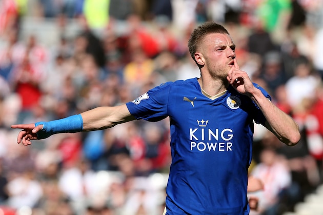 Leicester City's Jamie Vardy celebrates his goal during the English Premier League soccer match between Sunderland and Leicester City at the Stadium of Light, Sunderland, England, Sunday, April 10, 2016. (AP Photo/Scott Heppell)
