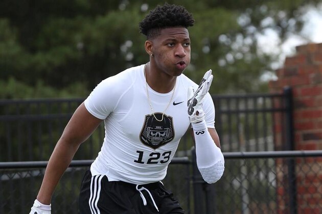 New Orleans 4-star cornerback Brad Stewart Jr. has a list of schools he's interested in that the public knows about. On Sunday, Stewart also said he has some schools that he's kept to himself.