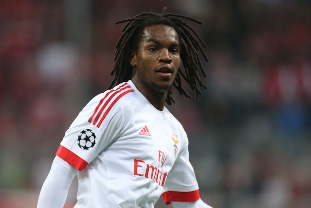 MUNICH, GERMANY - APRIL 5: Renato Sanches of Benfica looks on during the UEFA Champions League quarter final first leg match between FC Bayern Muenchen (Bayern Munich) and SL Benfica Lisbon at Allianz Arena on April 5, 2016 in Munich, Germany. (Photo by Jean Catuffe/Getty Images)