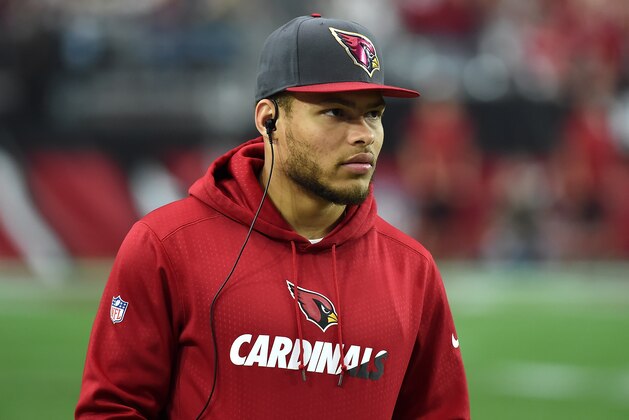GLENDALE, AZ - DECEMBER 27:  Tyrann Mathieu #32 of the Arizona Cardinals looks on from the sidelines against the Green Bay Packers at University of Phoenix Stadium on December 27, 2015 in Glendale, Arizona.  (Photo by Norm Hall/Getty Images)
