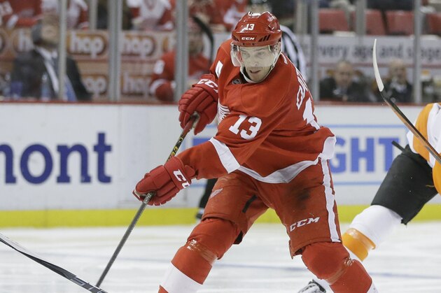 Detroit Red Wings center Pavel Datsyuk shoots during the second period of an NHL hockey game against the Philadelphia Flyers, Wednesday, April 6, 2016, in Detroit. (AP Photo/Carlos Osorio)