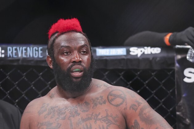 Feb 19, 2016; Houston, TX, USA; Dada 5000 (blue gloves) prior to his Heavyweight fight against Kimbo Slice (not pictured) at Bellator 149 at Toyota Center. Mandatory Credit: Troy Taormina-USA TODAY Sports Feb 19, 2016; Houston, TX, USA; Dada 5000 (blue gloves) prior to his Heavyweight fight against Kimbo Slice (not pictured) at Bellator 149 at Toyota Center. Mandatory Credit: Troy Taormina-USA TODAY Sports
