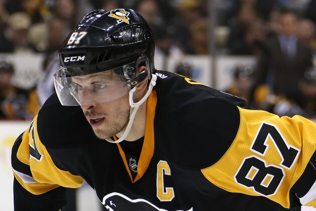 Pittsburgh Penguins center Sidney Crosby (87) plays during an NHL hockey game against the Washington Capitals in Pittsburgh, Sunday, March 20, 2016. (AP Photo/Gene J. Puskar)