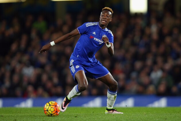 LONDON, ENGLAND - APRIL 08:  Tammy Abraham of Chelsea in action during the FA Youth Cup Semi-Final Second Leg match between Chelsea and Blackburn Rovers at Stamford Bridge on April 8, 2016 in London, England.  (Photo by Bryn Lennon/Getty Images)