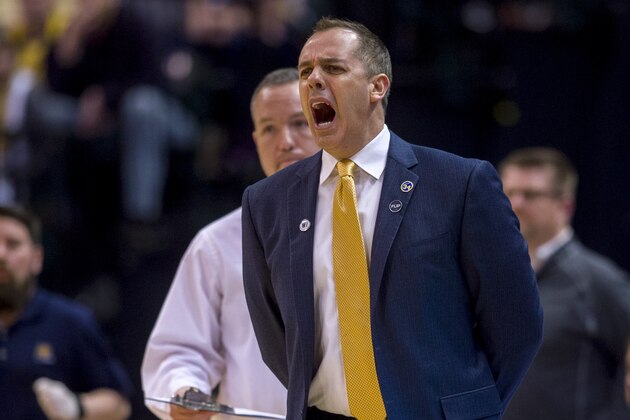 Indiana Pacers head coach Frank Vogel reacts to an official's call on the court during the second half of an NBA basketball game against Oklahoma City Thunder Saturday, March 19, 2016, in Indianapolis. Thunder won 115-111. (AP Photo/Doug McSchooler)